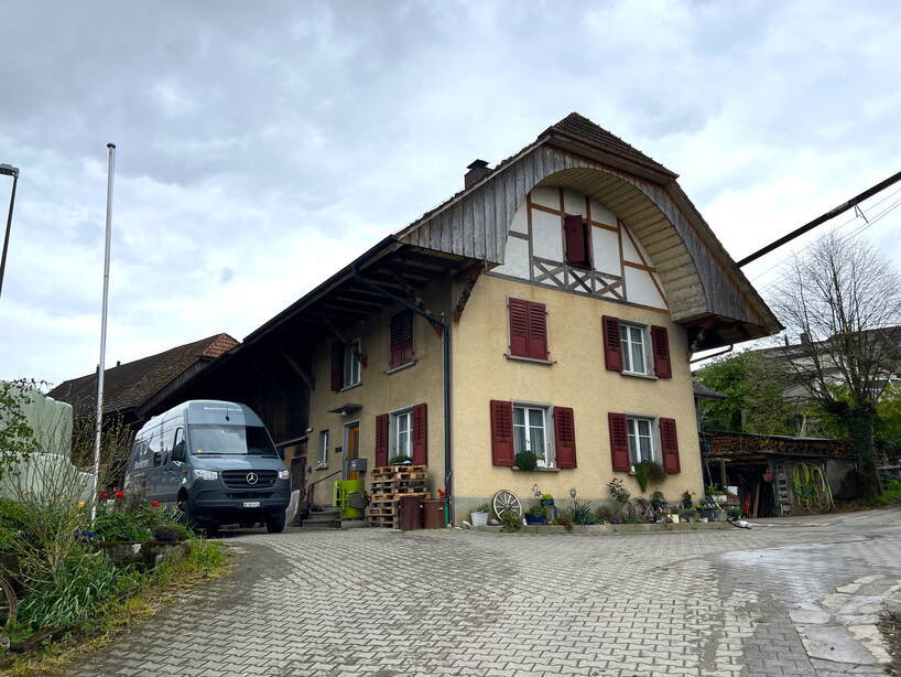 img_8166-818.jpg img_8166-818.jpg